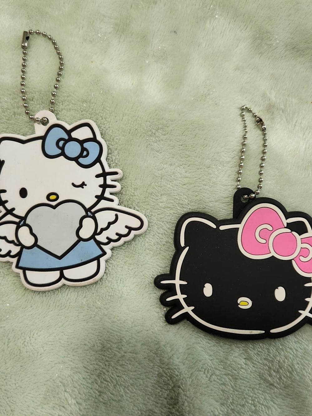 Forever 21 X Sanrio Hello Kitty & Friends Keychains